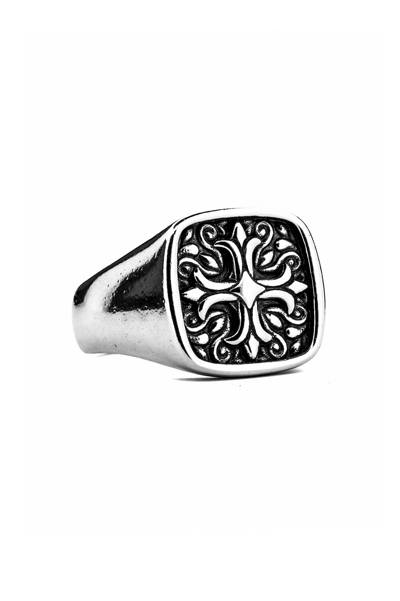 Bloom Signet