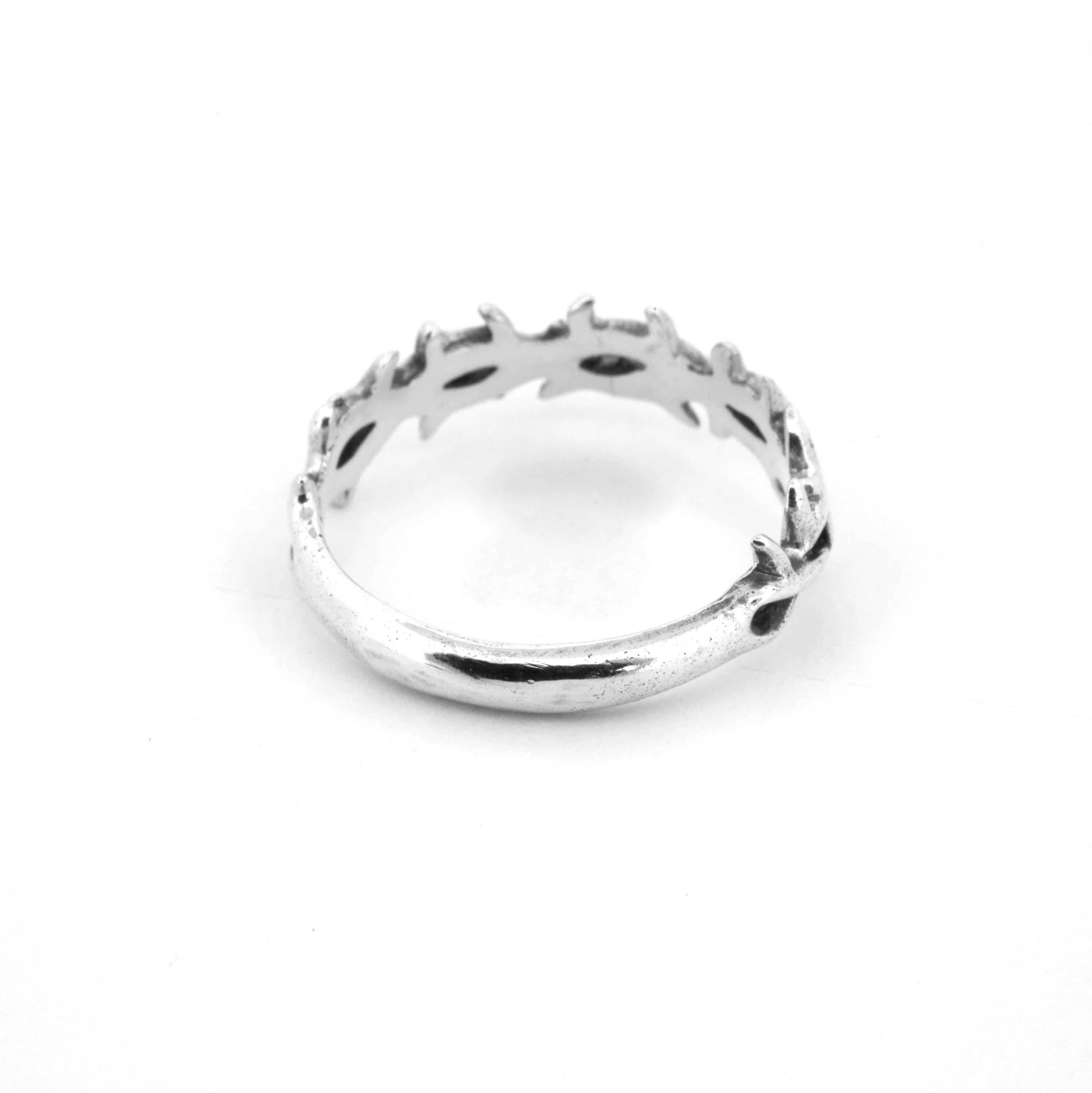 Thorns II Ring