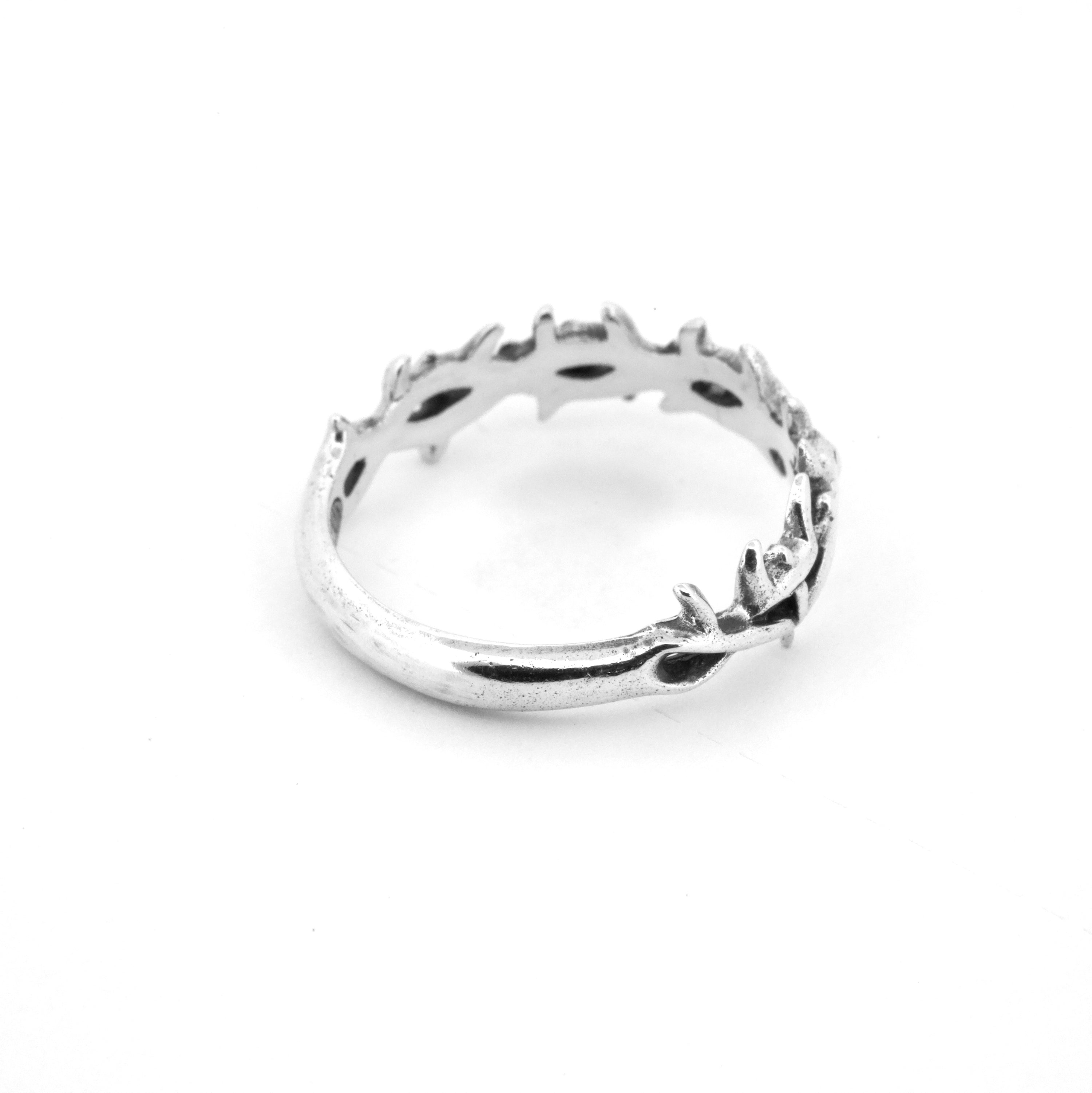 Thorns II Ring