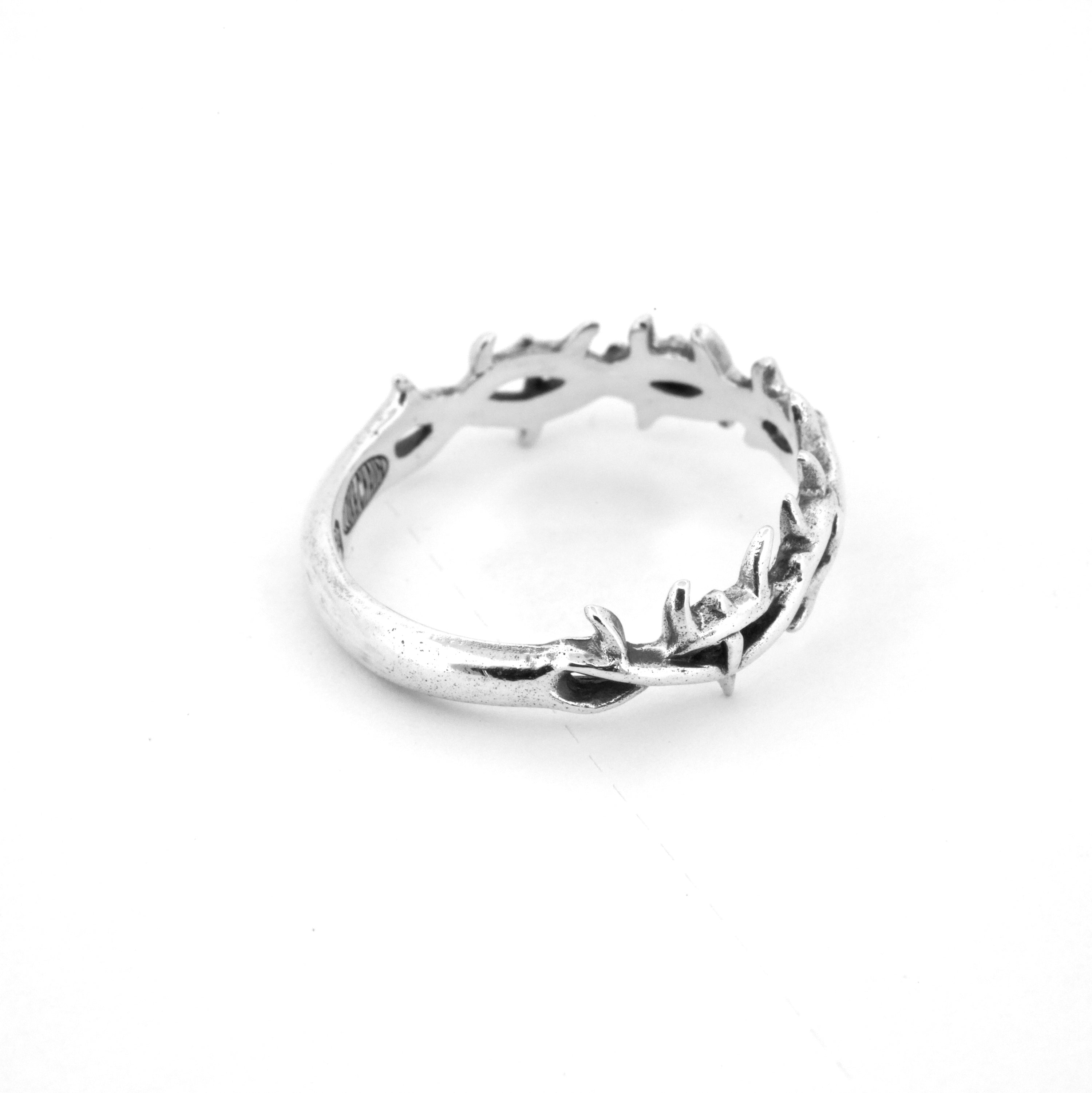 Thorns II Ring