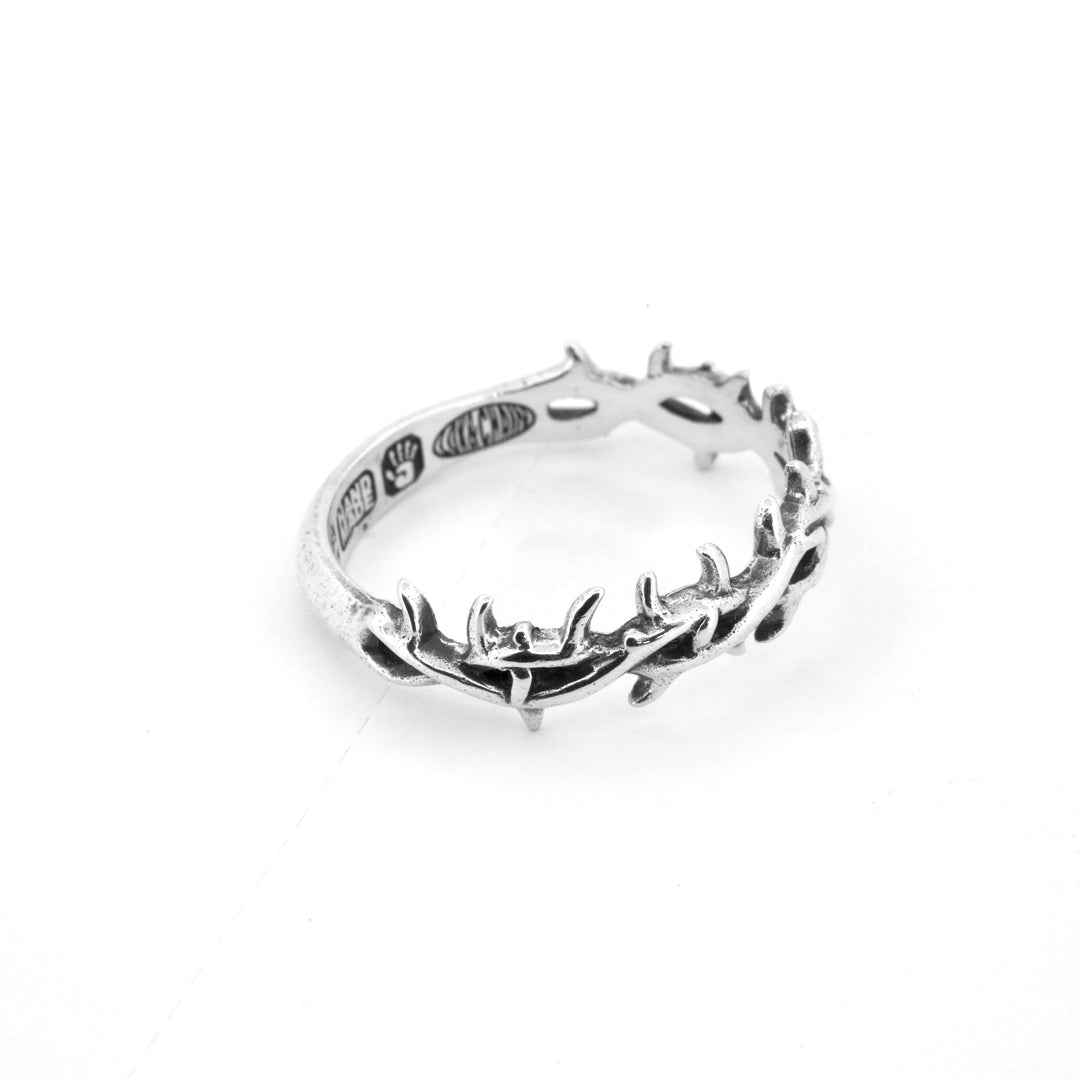Thorns II Ring