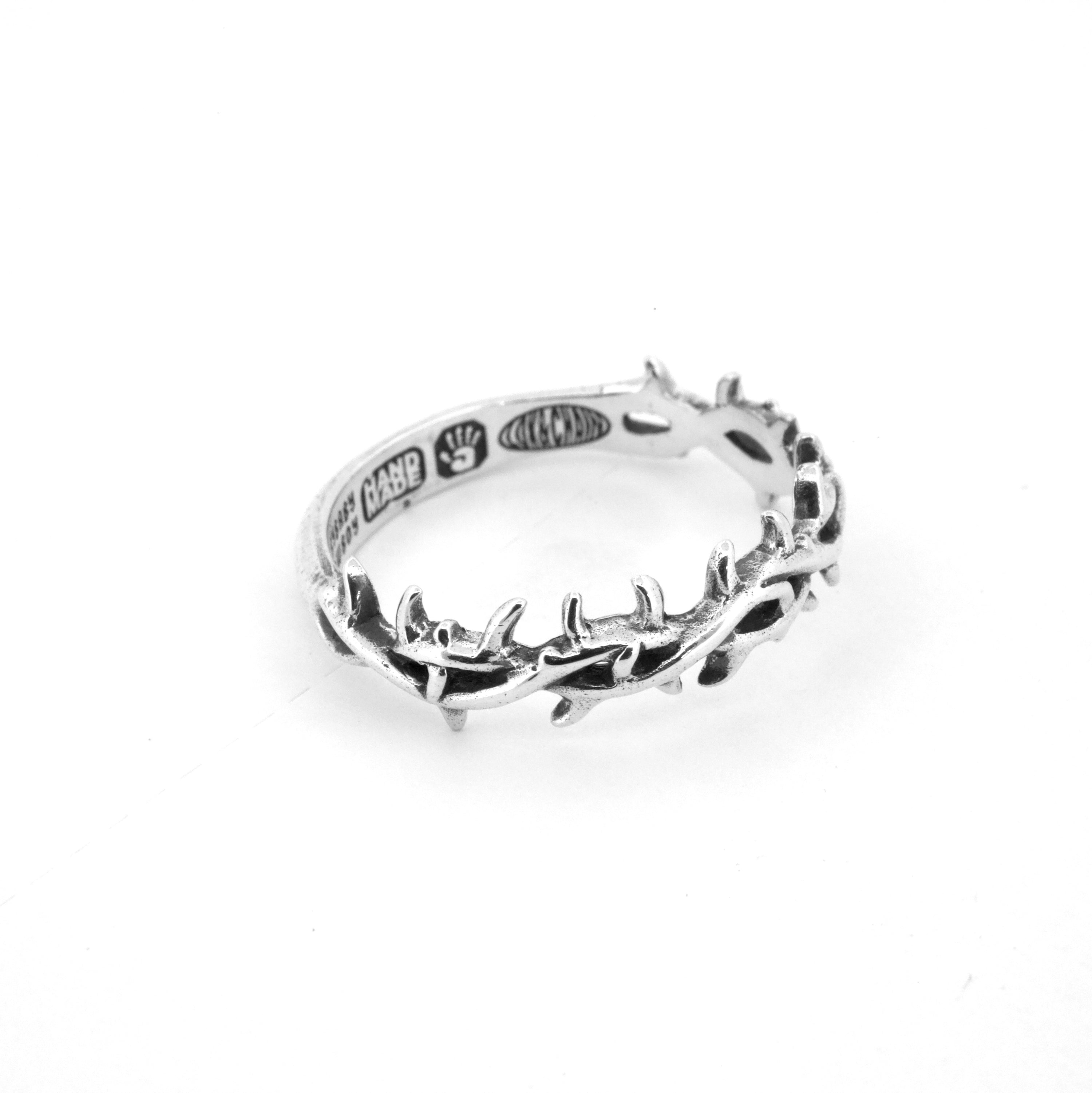 Thorns II Ring