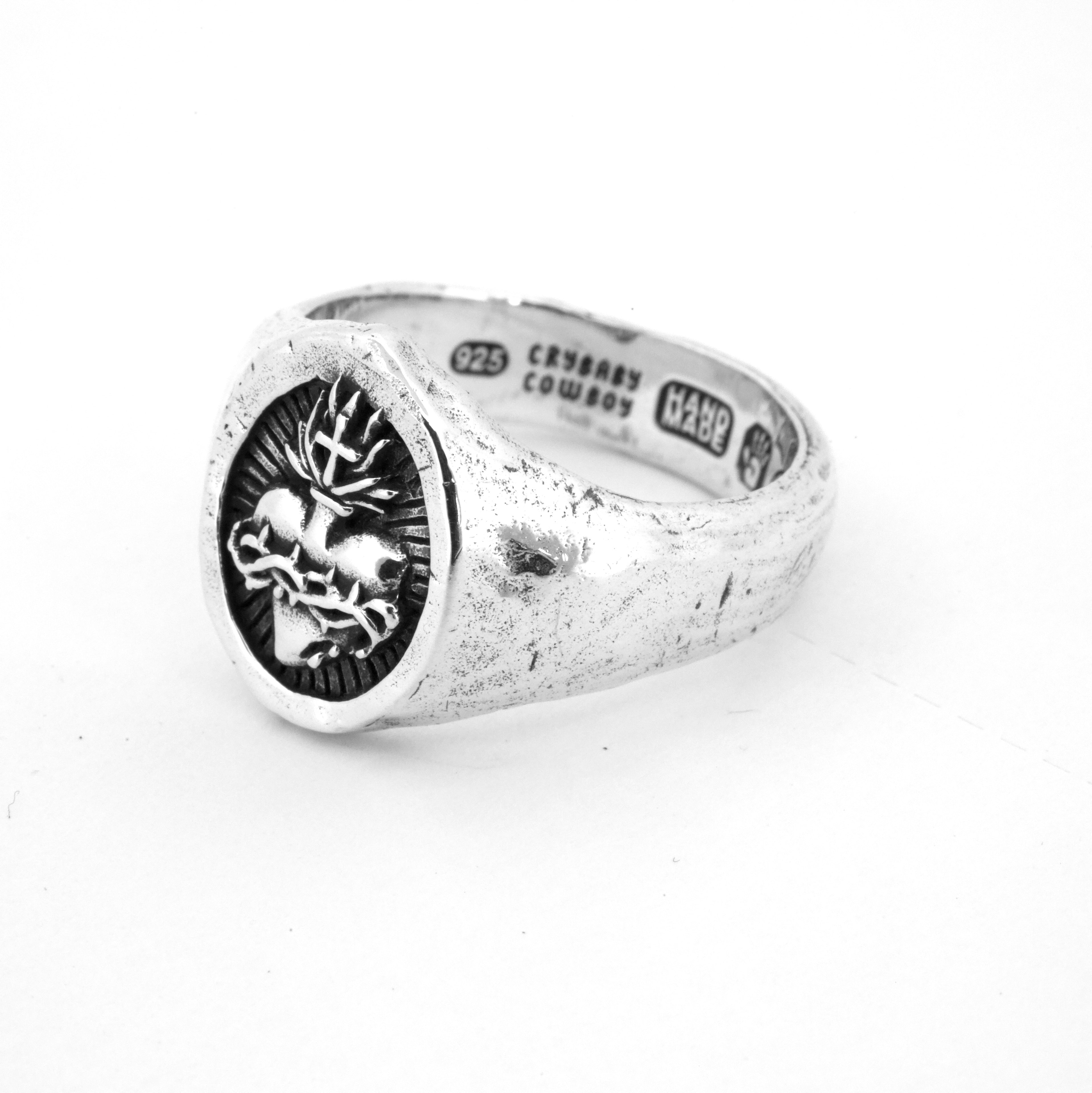 Sacred Heart Signet – Lox & Chain