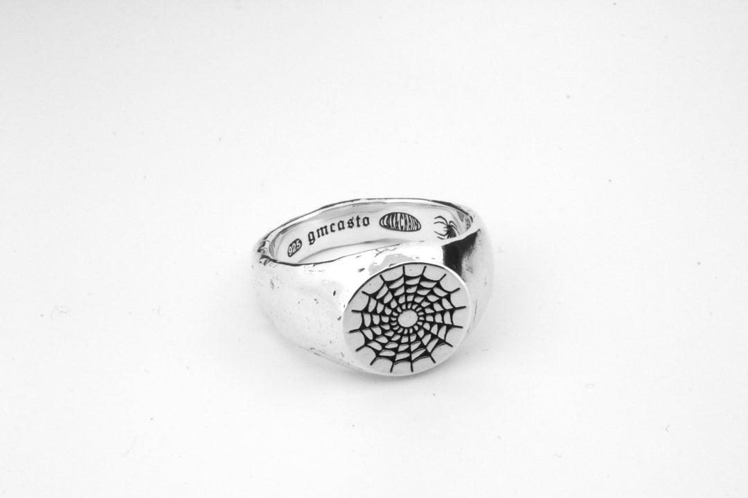 Webbed Signet