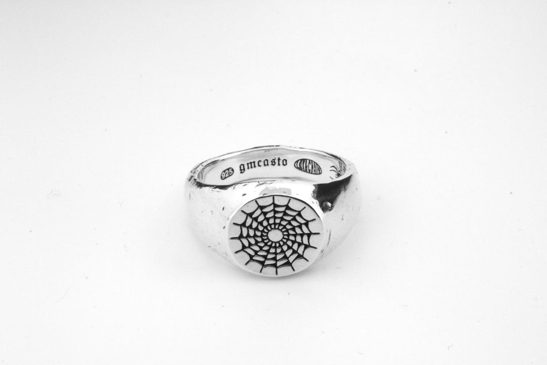 Webbed Signet