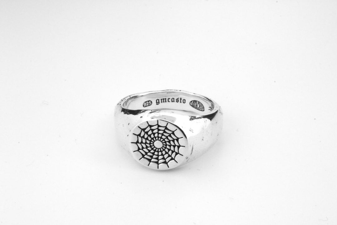 Webbed Signet
