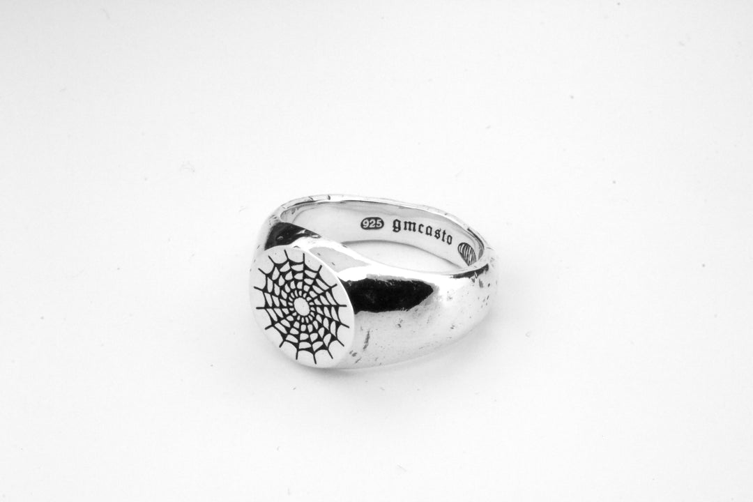 Webbed Signet