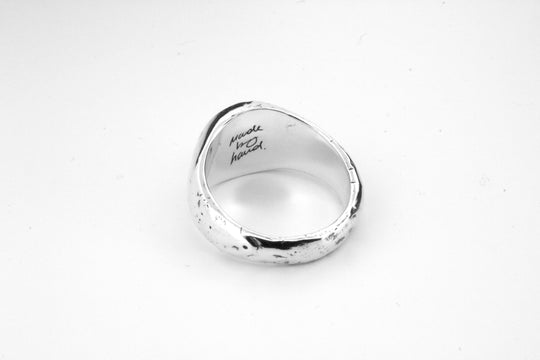 Webbed Signet