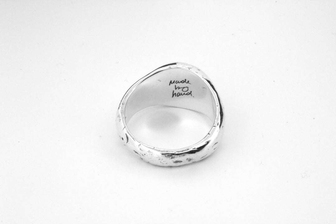 Webbed Signet