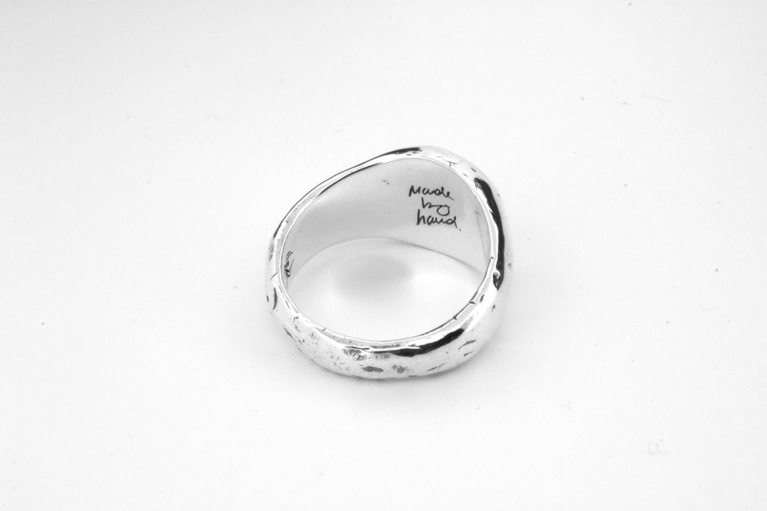 Webbed Signet