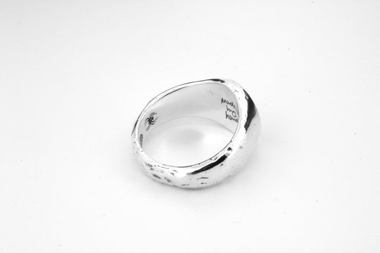 Webbed Signet