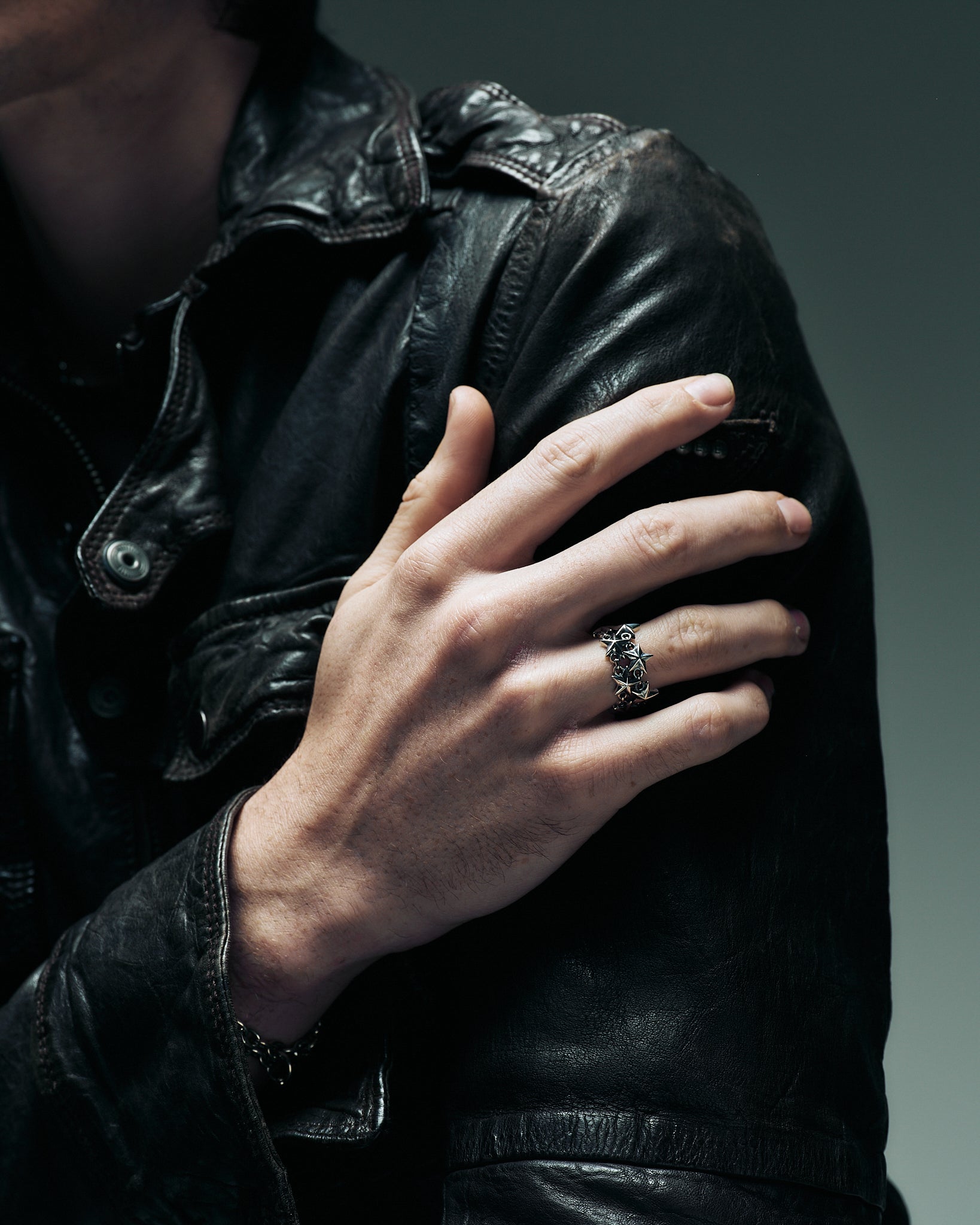 Hollywood Ring