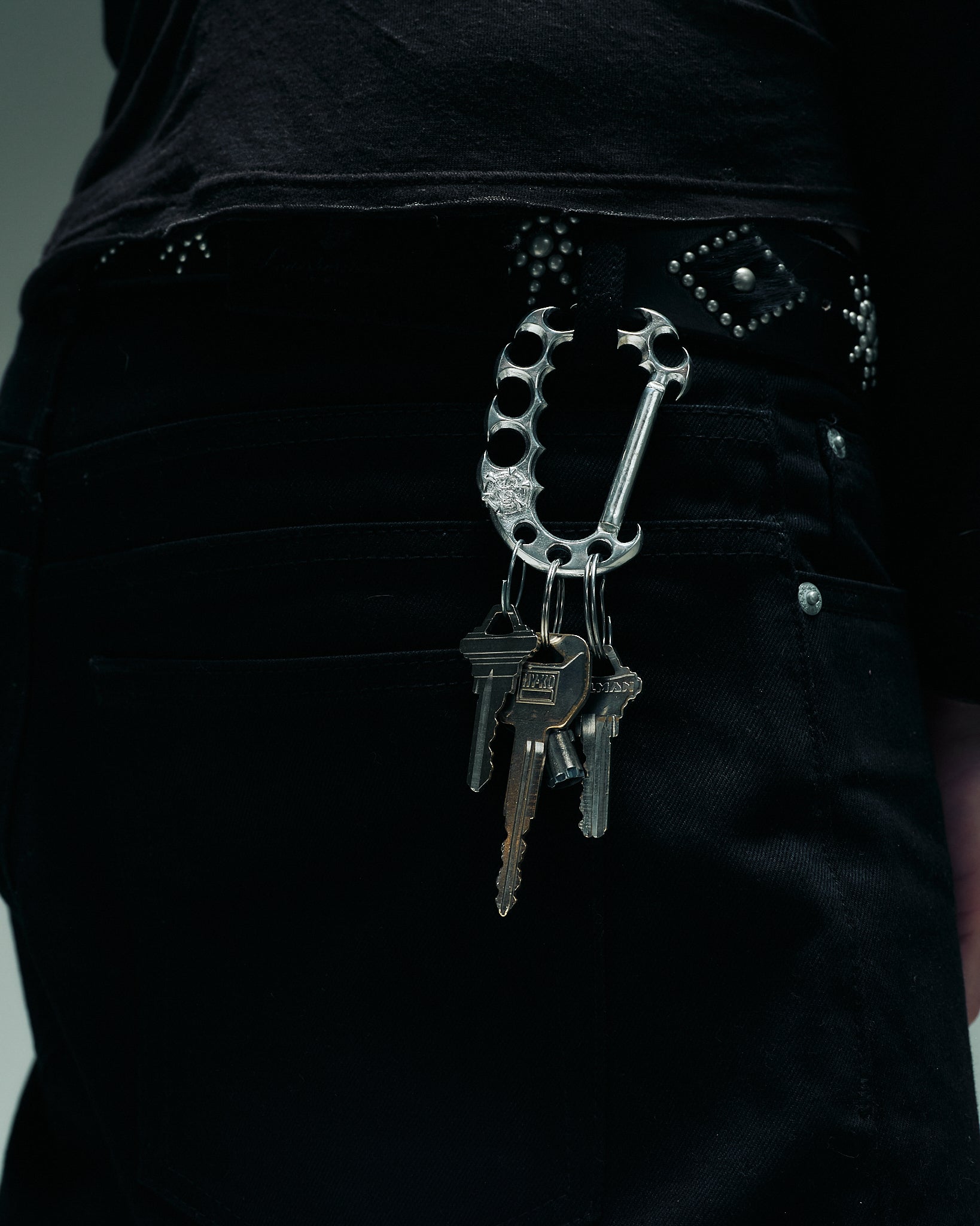 Nexus Carabiner