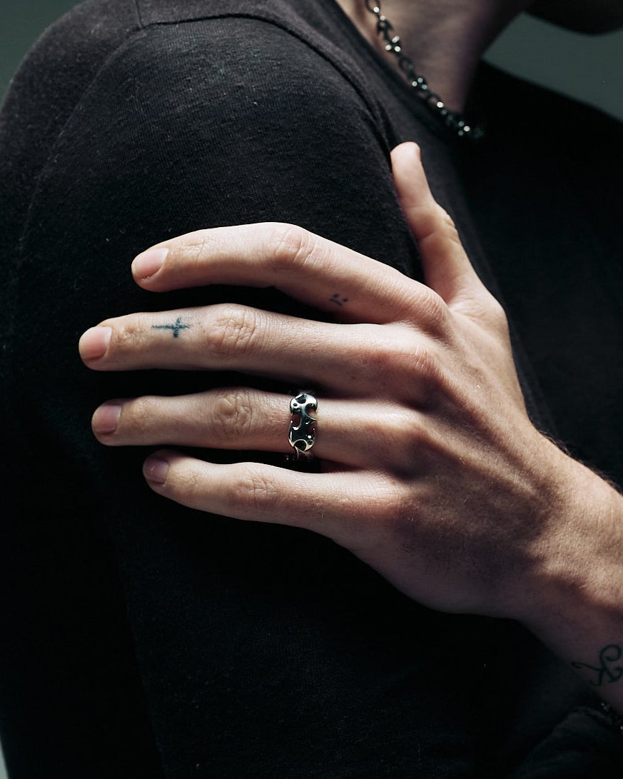 メンズ FUGA Leonine Ring Burnished Wallet Chain