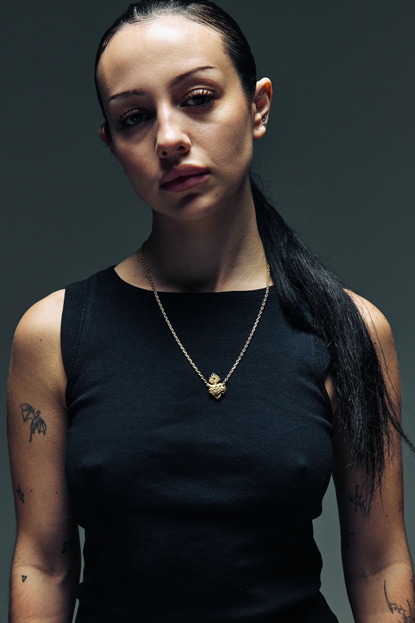 Sacred Heart Locket I Gold