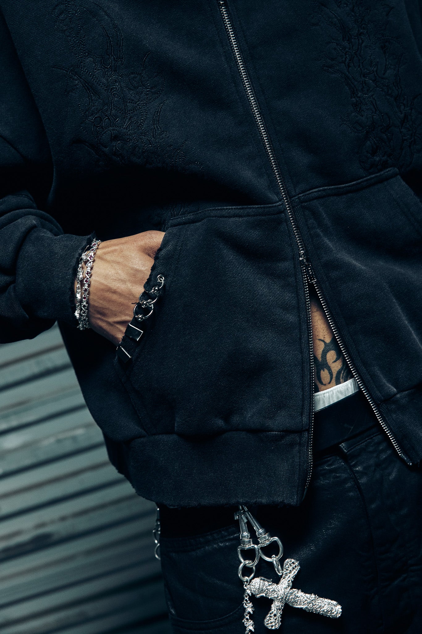 Ave Double-Zip Hoodie - Black Ash