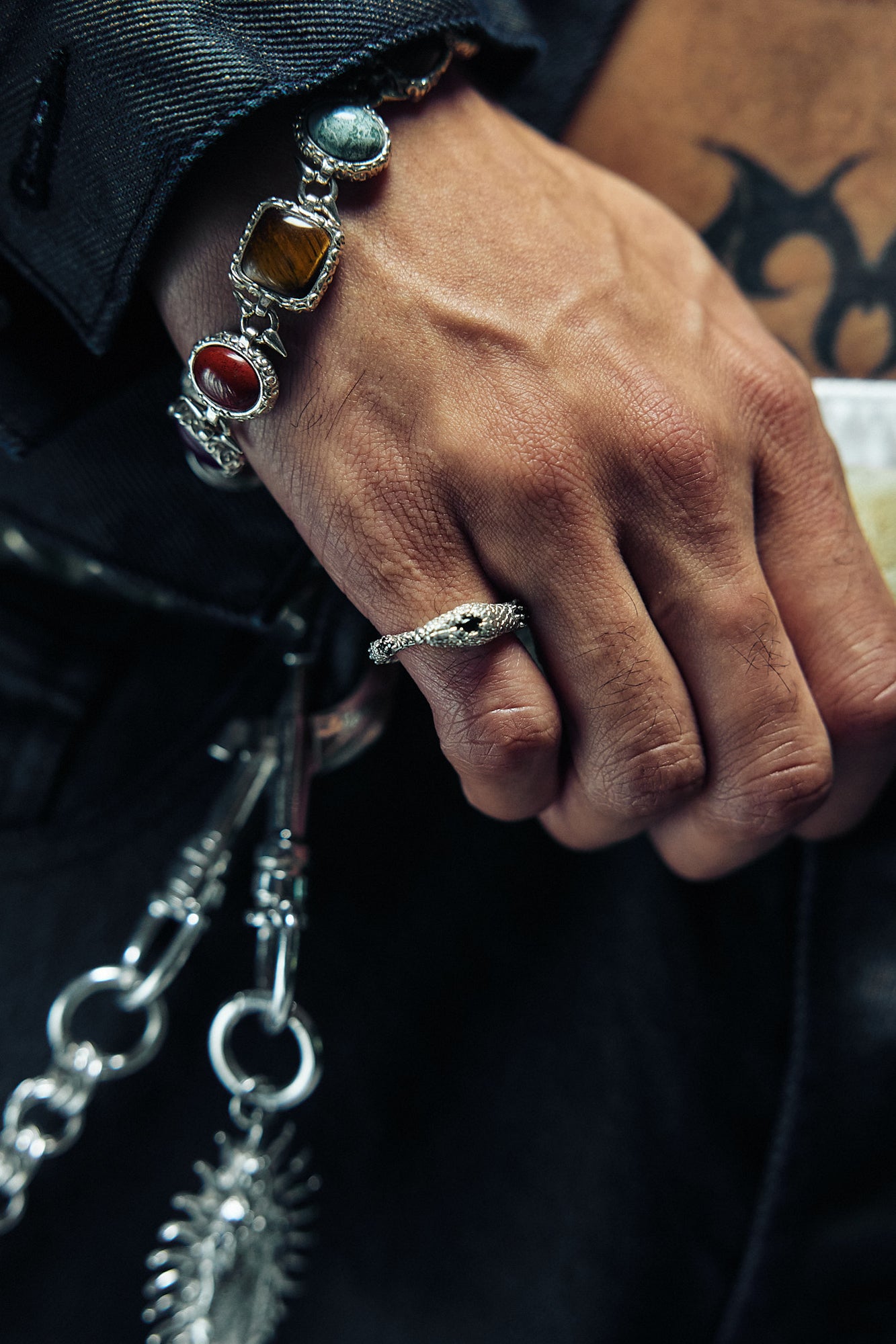 Ouroboros Ring - Black Spinel