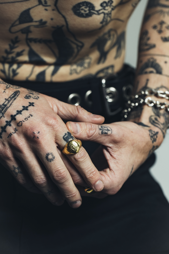 Memento Locket Signet | Gold
