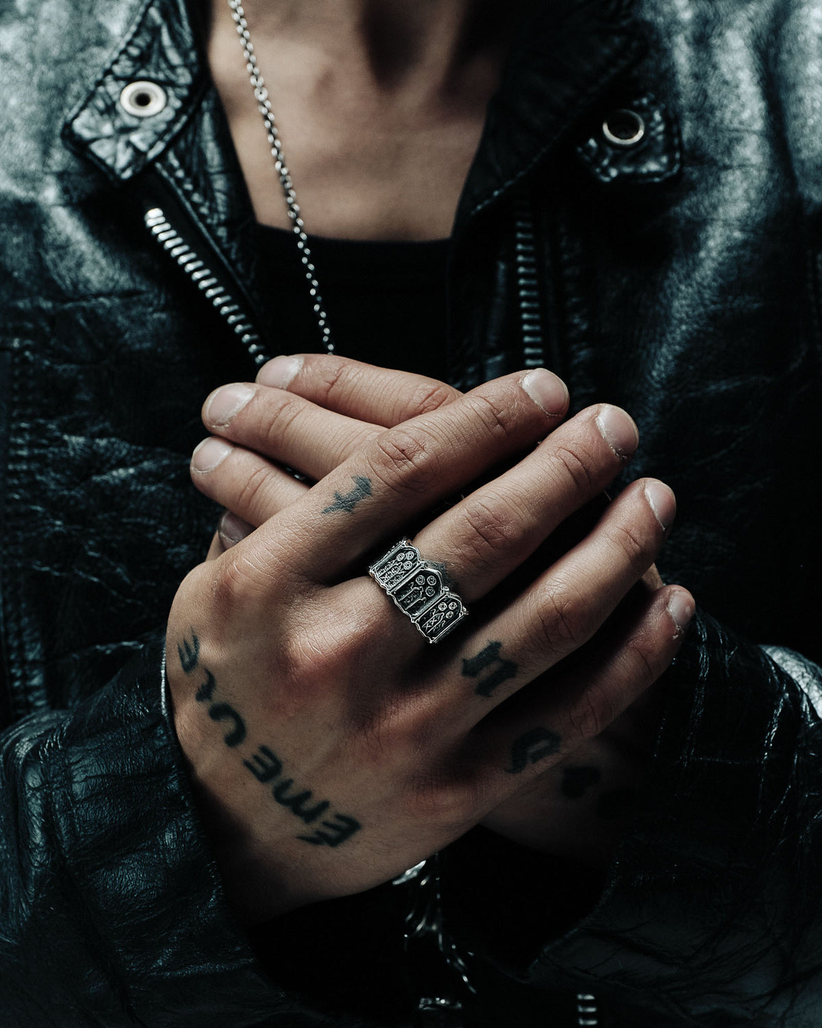 Notre Dame Ring