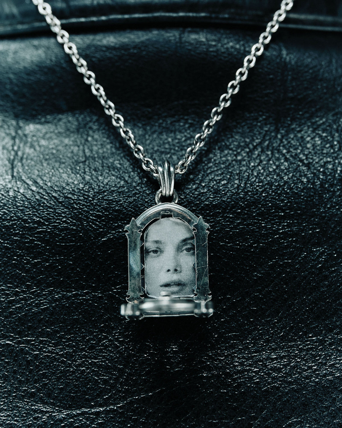 Avec Amour Necklace