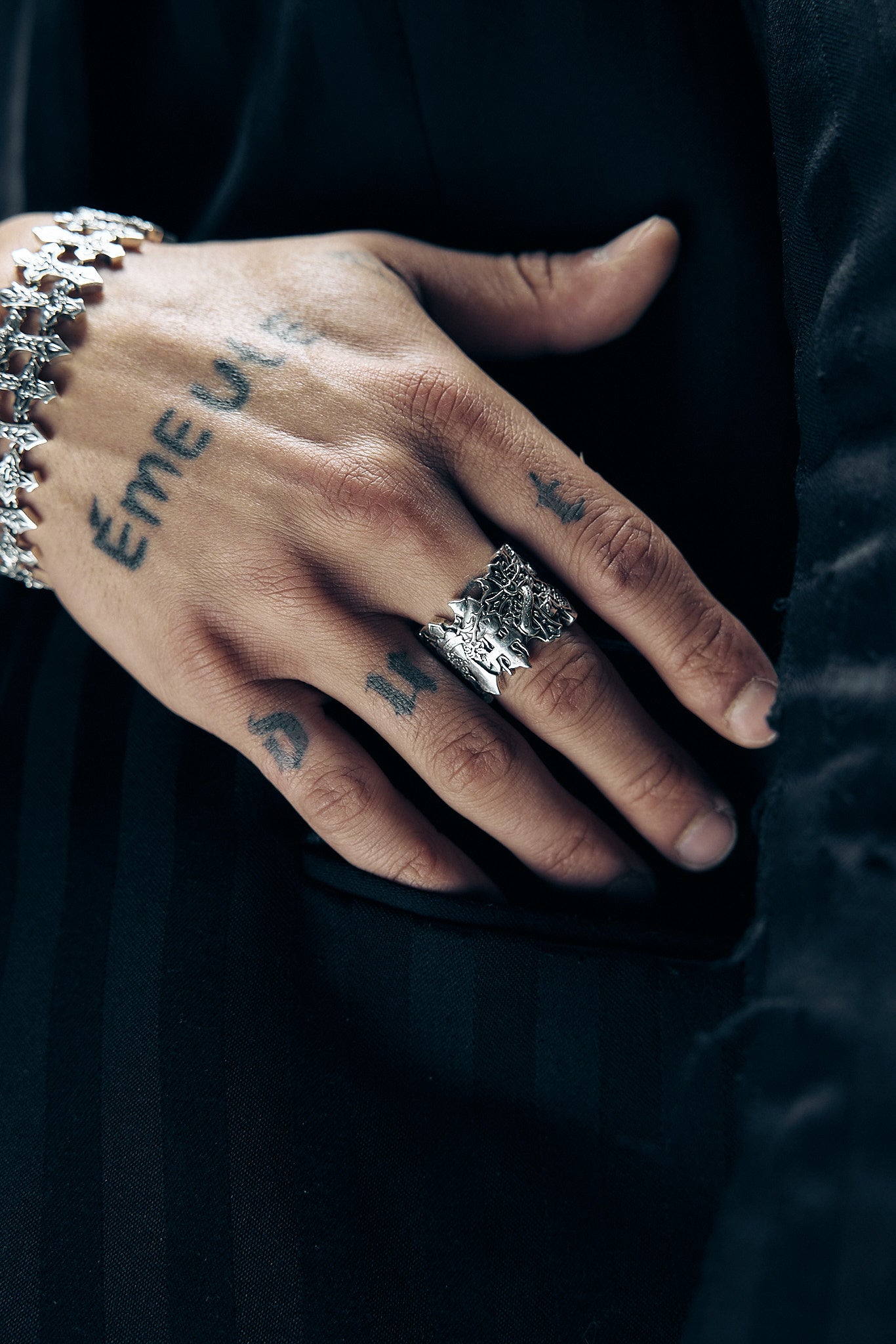 Legacy Cross Ring