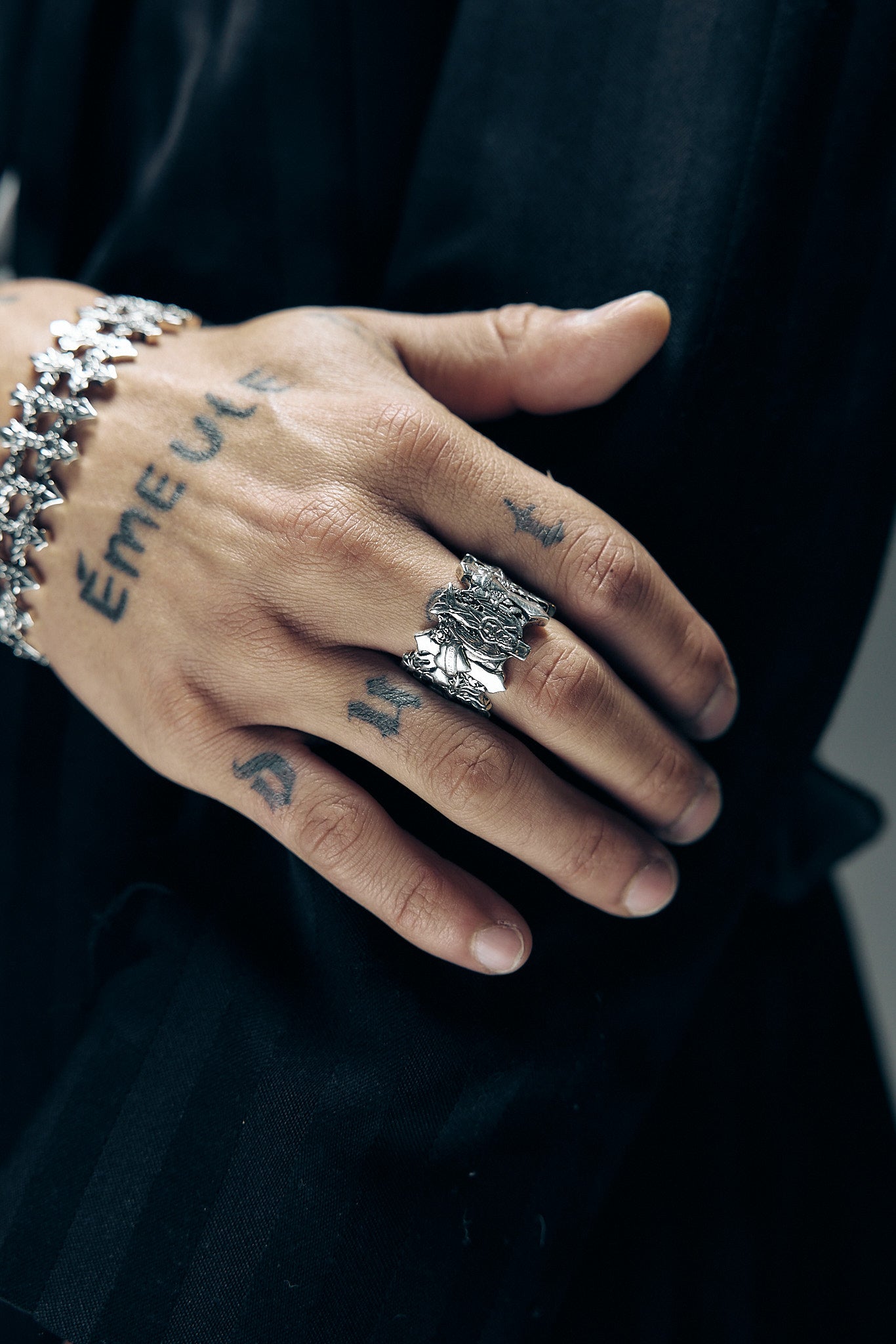 Legacy Cross Ring