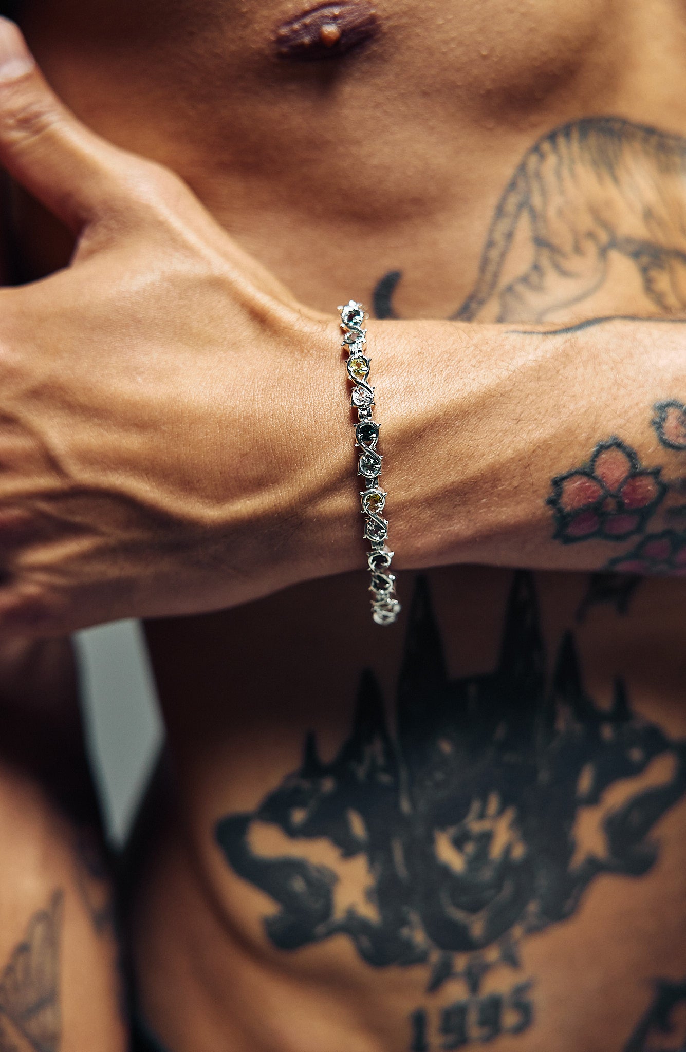 Needles Bracelet - Moss – Lox & Chain