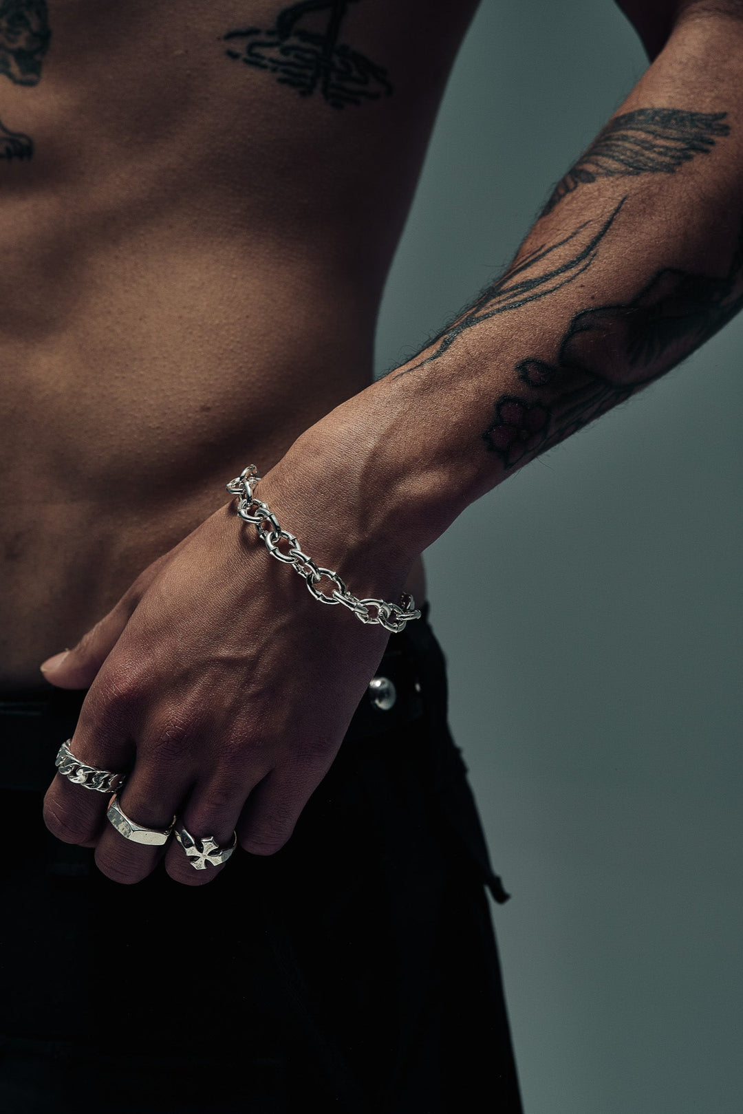 Requiem Bracelet 001