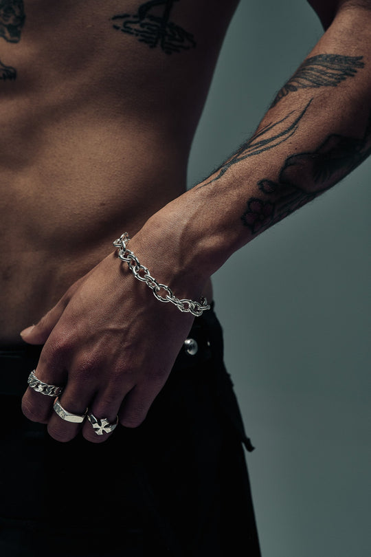 Requiem Bracelet 001