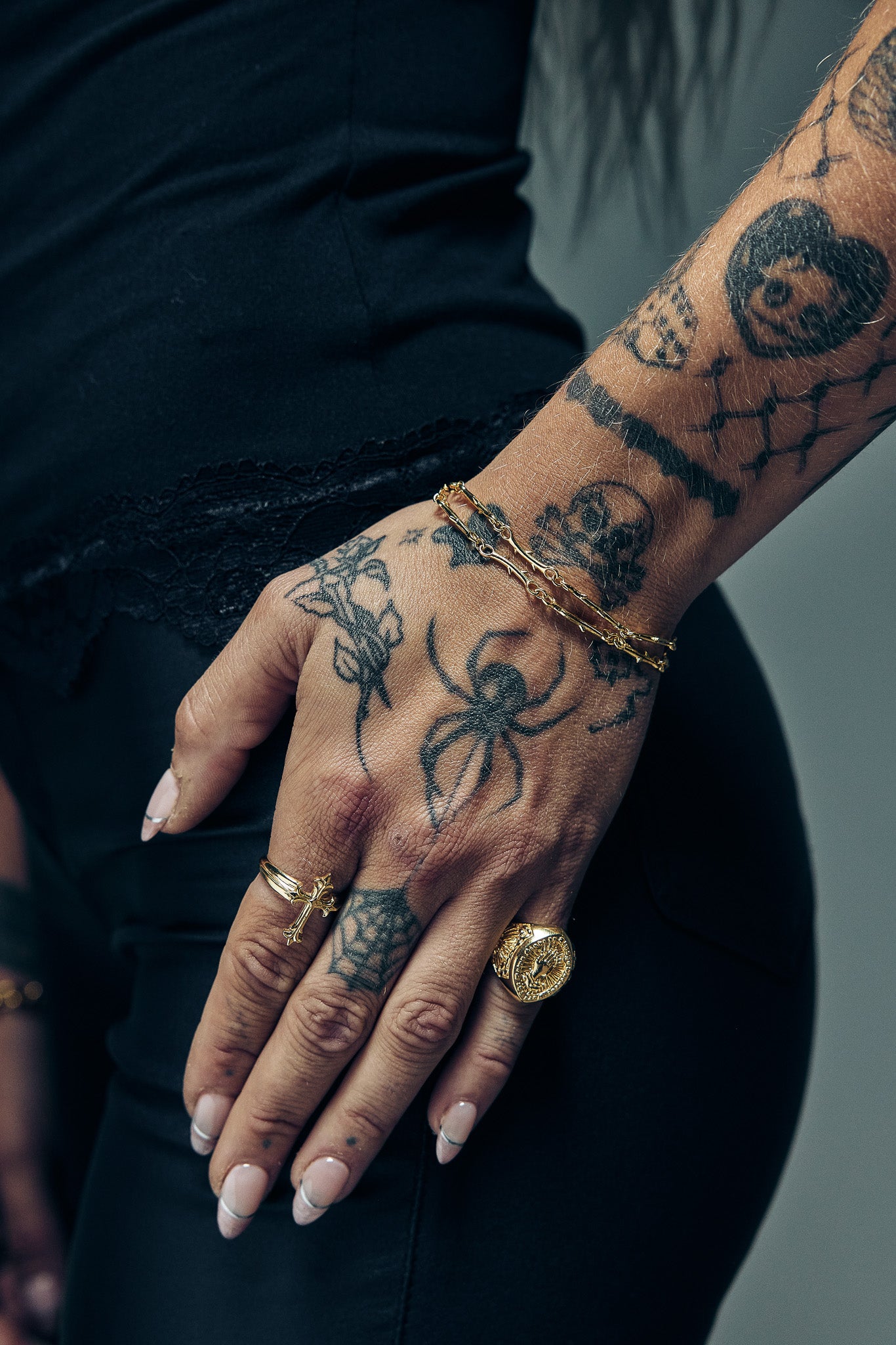 Redemption Signet | Gold